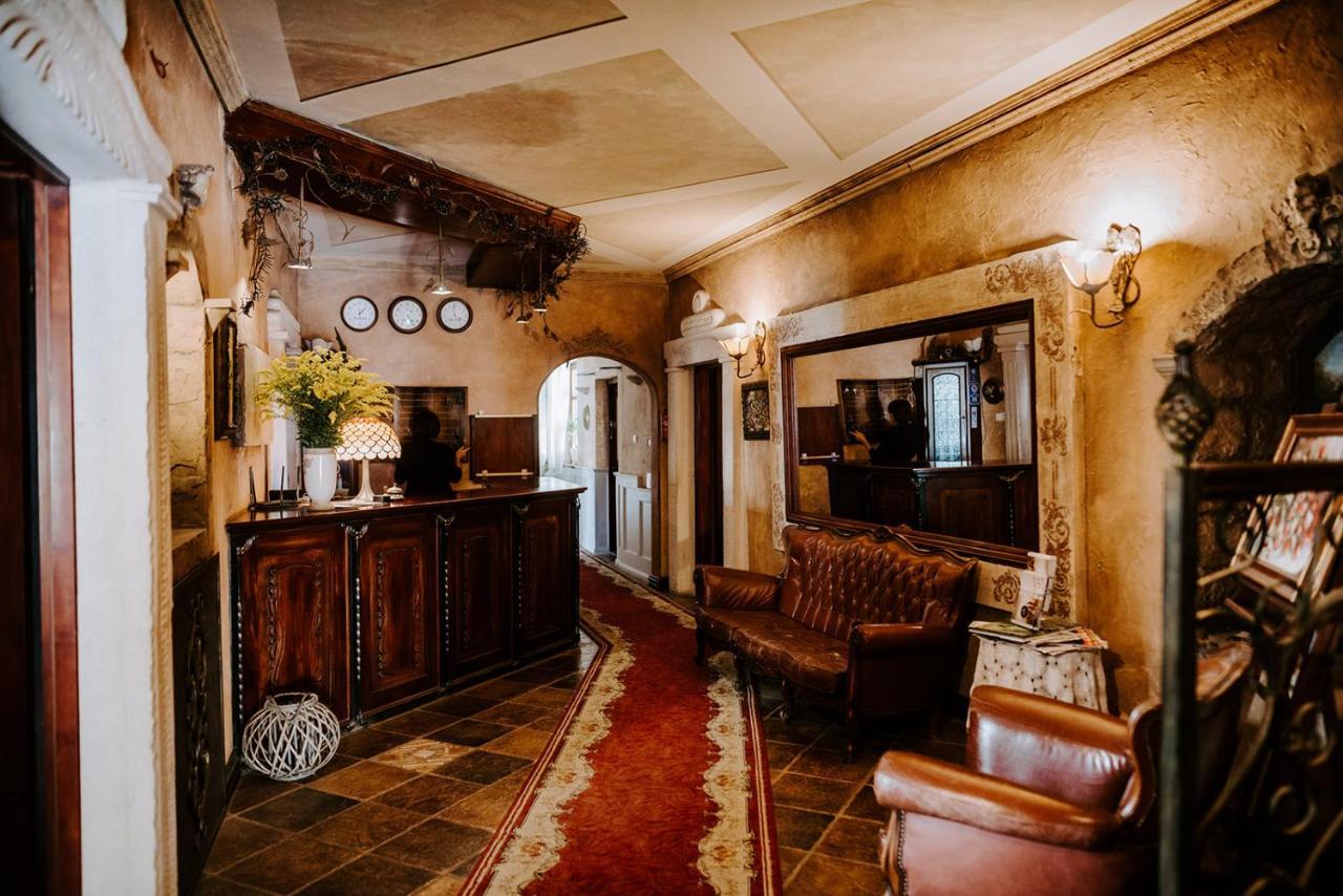 Hotel Senator Zamość エクステリア 写真